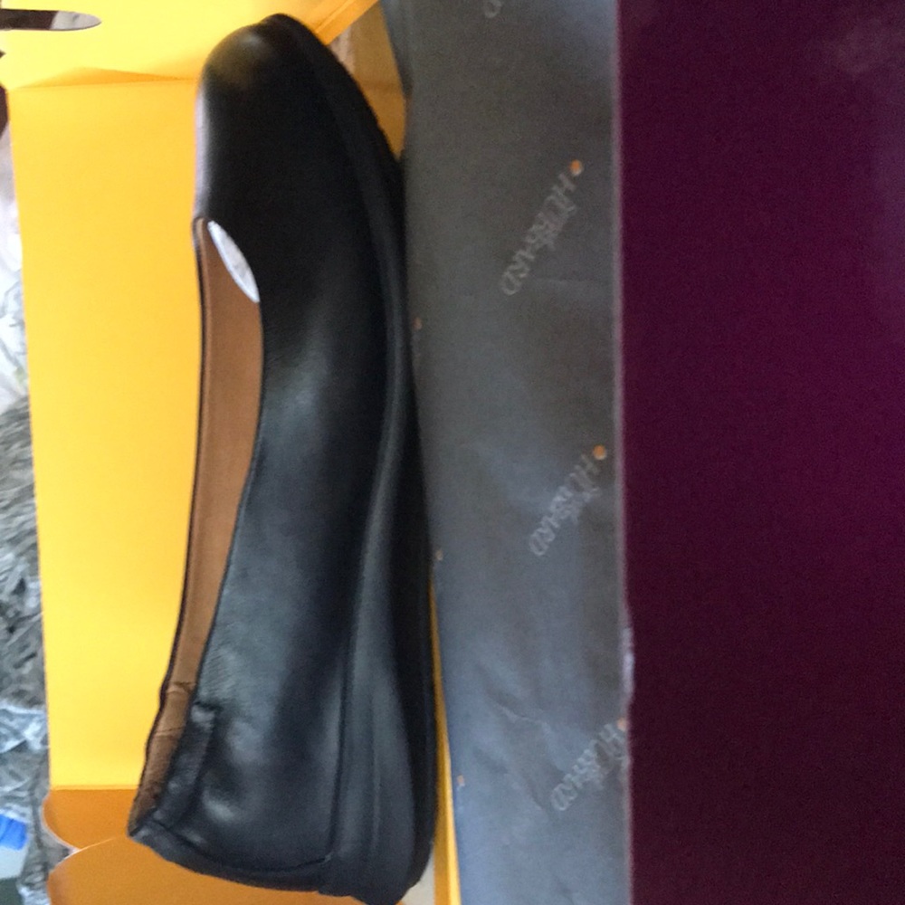 Samual Hubbard women’s black leather